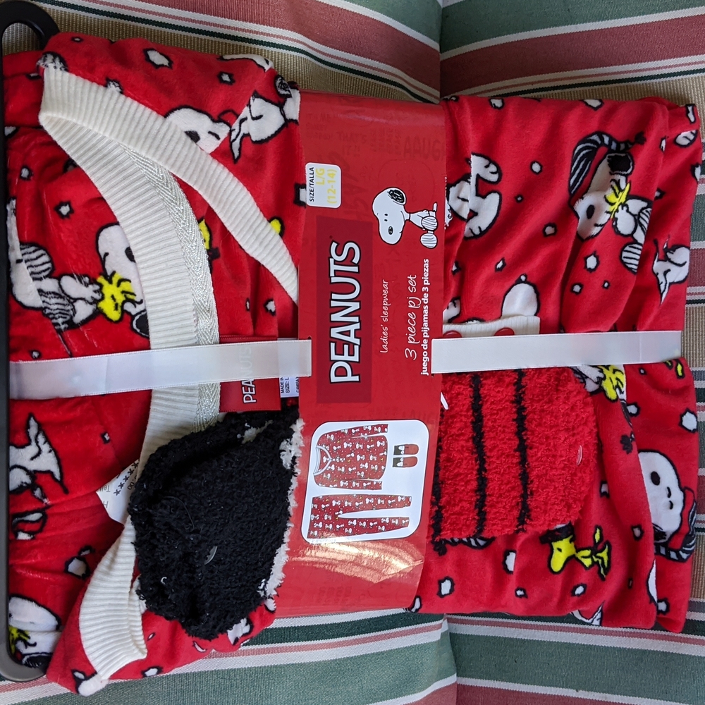 Snoopy pajama set